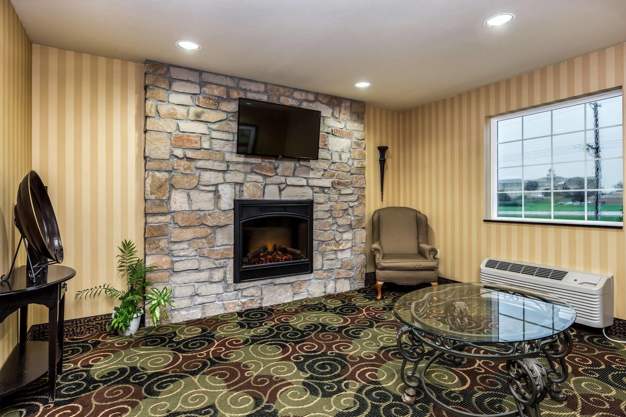 Cobblestone Inn & Suites - Vinton, Ia Eksteriør billede